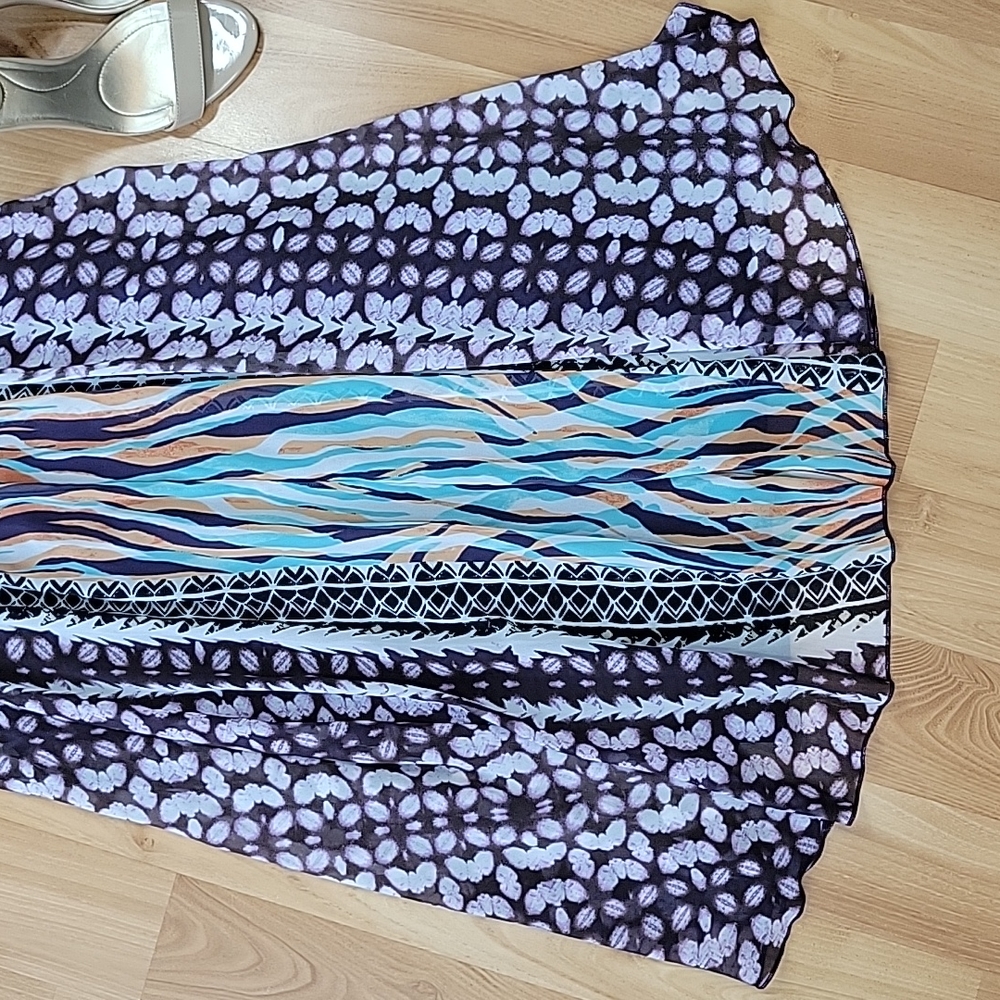 Nwt Express Multi Pattern Flowy Dress - image 3